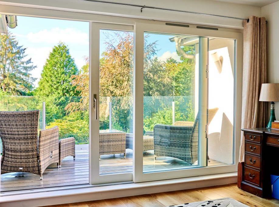 قیمت و نصب درب و پنجره دوجداره UPVC در رشت و سراسر گیلان